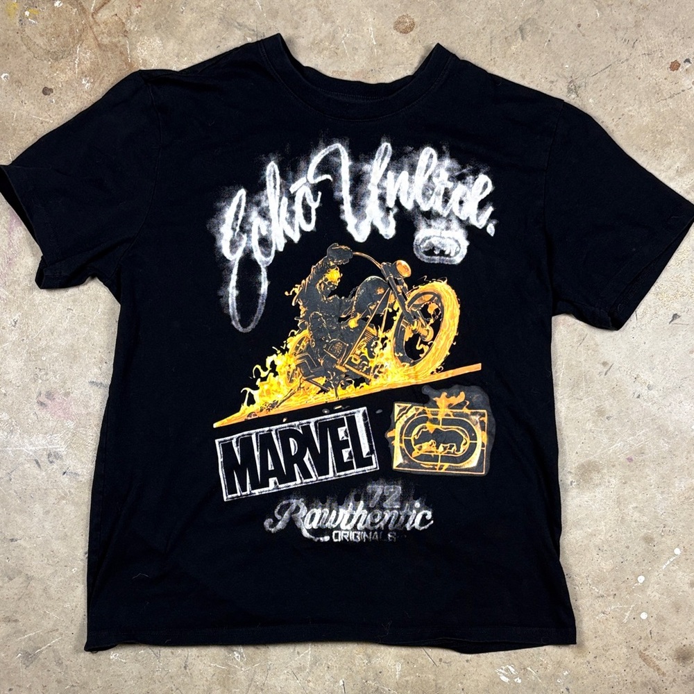 Ecko Unlimited Men’s Y2K Vintage Marvel Black and Yellow Graphic Tee | Size XL